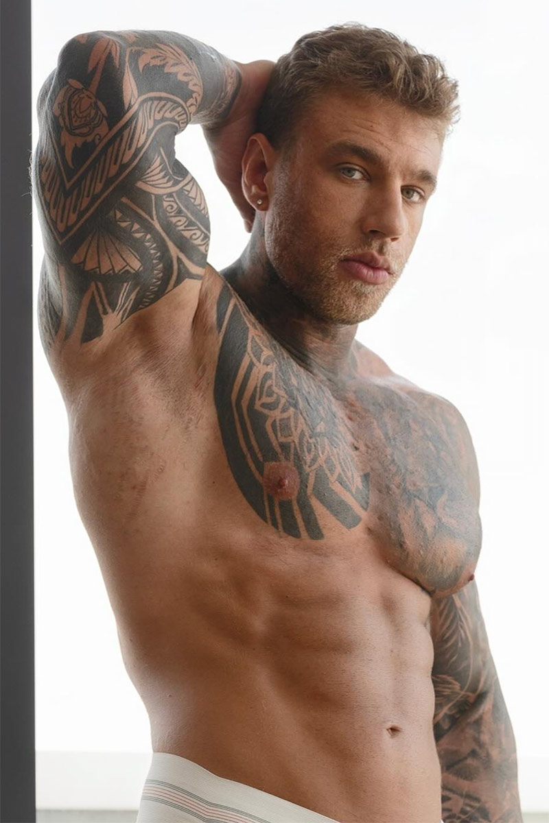 Roman Hayes