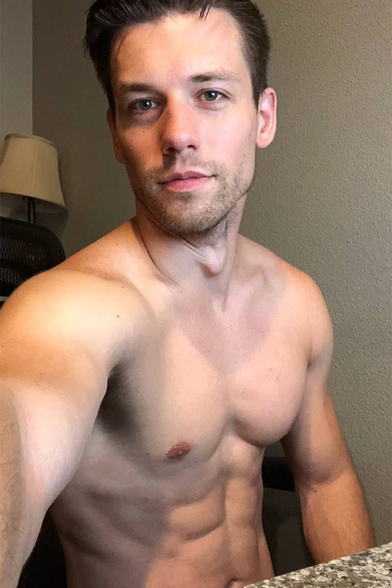 Rob Knocks Porn Star Picture