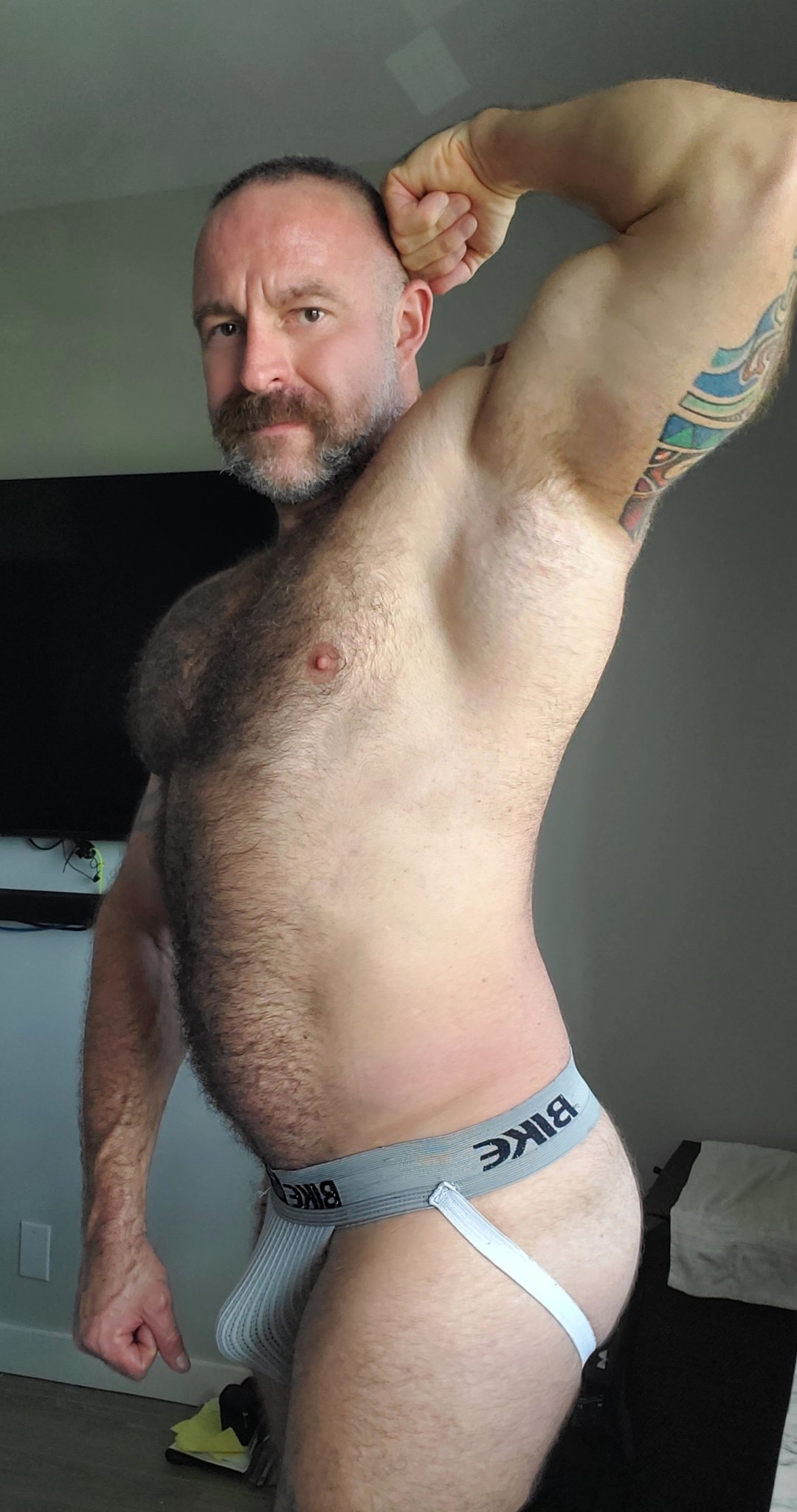 Musclebear Montreal Gay Porn Star Database at WAYBIG photo